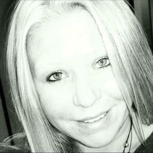 Meet your Posher, Traci